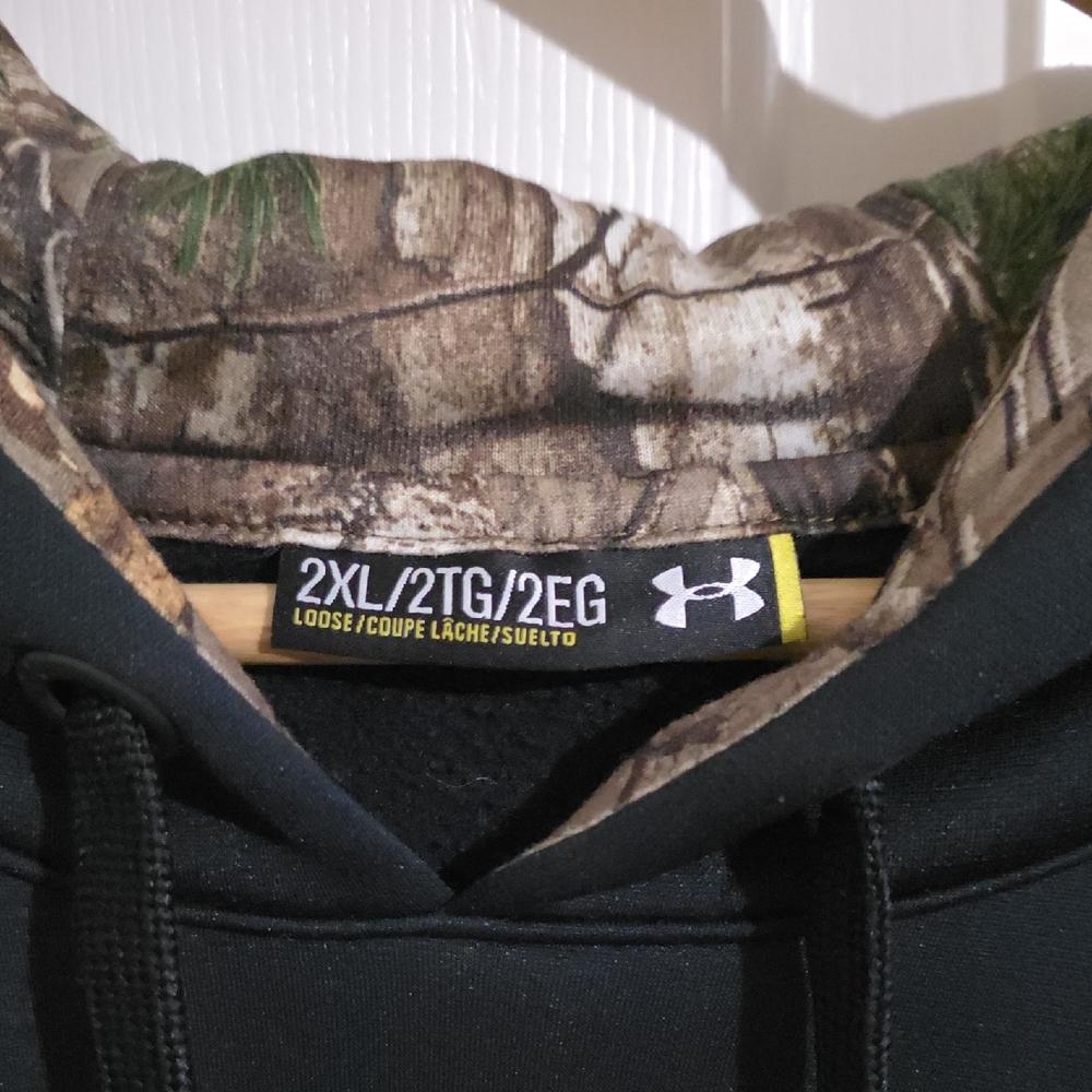 Under Armour Black Hoodie with Camo Accents - Picture 3 of 3